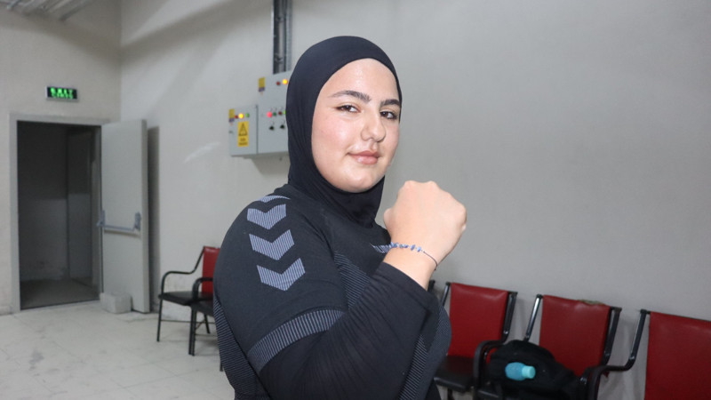 "Bu spor kız için değil" diyenlere aldırmadı, ilk hedefi Türkiye şampiyonluğu