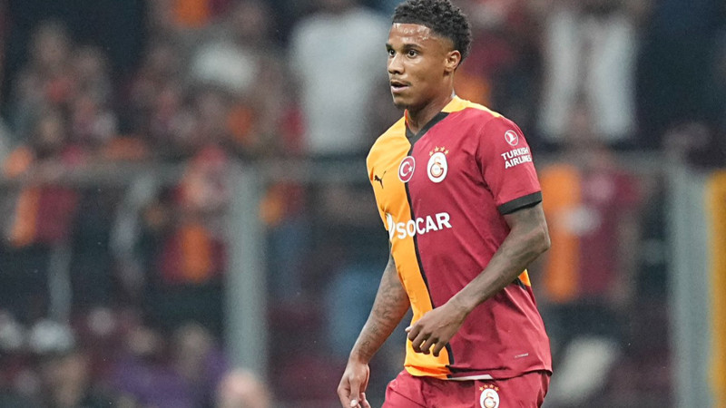 Bu sefer oldu! Galatasaray Ismail Jakobs'la sol bekini buldu