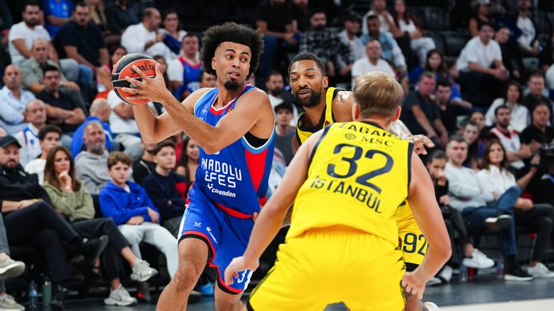 MAÇ SONUCU | Anadolu Efes 83-78 Fenerbahçe (Euroleague)