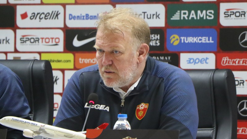 Prosinecki'den Arda Güler yorumu: Real Madrid'de oynamak zor