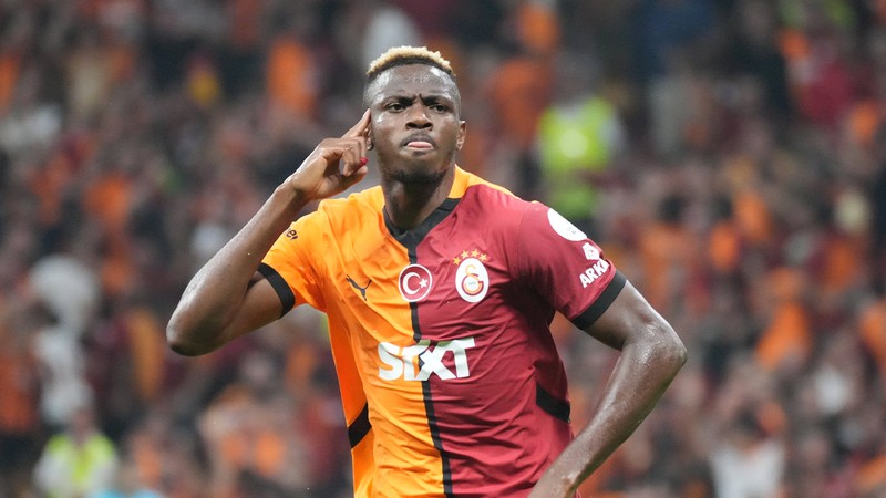 Galatasaray, Osimhen'in bonservisini alıyor...