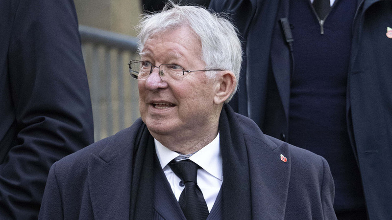 Sir Alex Ferguson sonrası Manchester United dibe vurdu! 12 yılda dudak uçuklatan harcama
