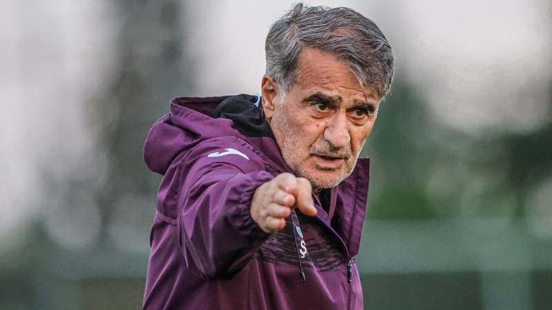 35'lik Nwakaeme'ye Şenol Güneş'ten özel görev