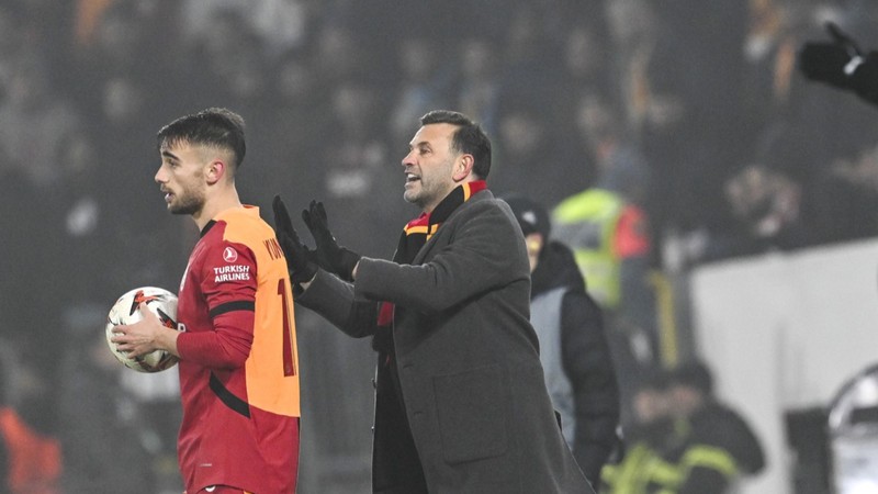 Okan Buruk'tan Ziyech ve Jelert sözleri