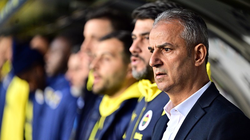 Fenerbahçe, Persepolis'in başına geçen İsmail Kartal'a başarı diledi