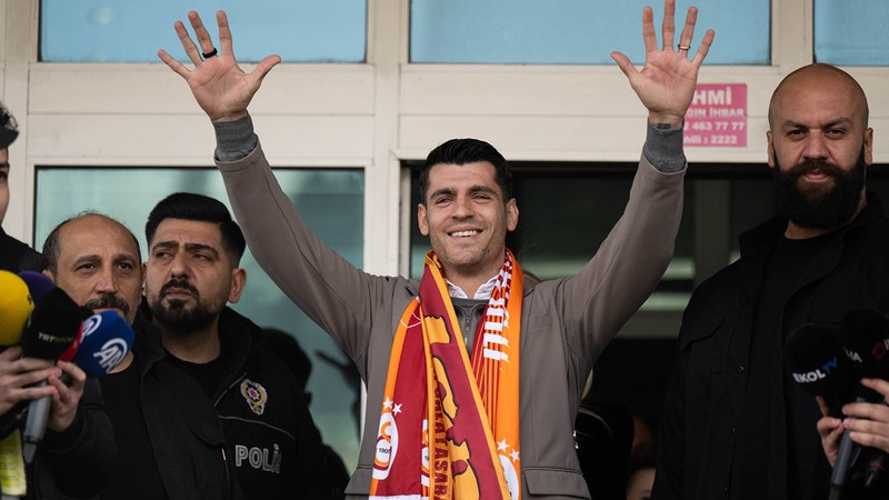 Galatasaray, Alvaro Morata transferini KAP'a bildirdi! İspanyol forvet İstanbul'a geldi