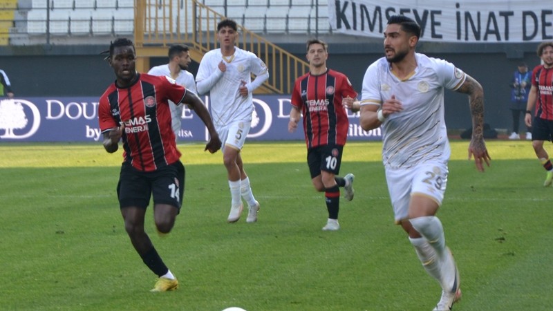 Manisa FK ile Fatih Karagümrük yenişemedi: 2-2