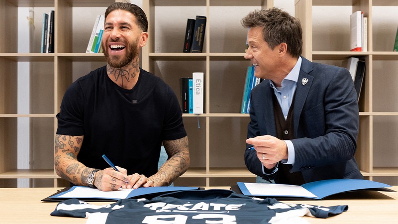 Sergio Ramos'tan sürpriz imza! 38 yaşında transfer oldu