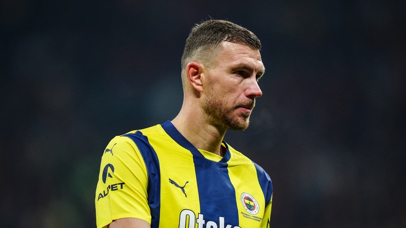 Edin Dzeko ve Hajradinovic milli takıma çağrıldı