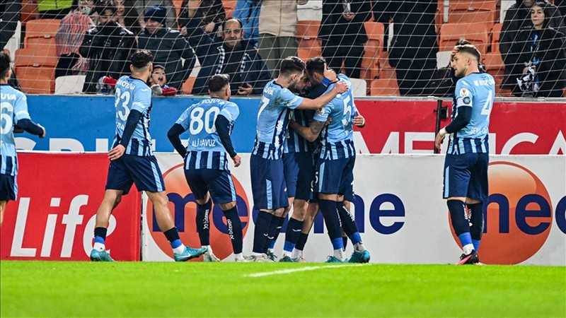 Adana Demirspor, Süper Lig'de yarın Samsunspor'a konuk olacak