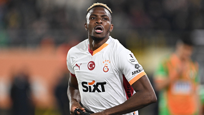Victor Osimhen'in transferi için 4 yıldızla yollar ayrılıyor! Yıllık ücreti bile belli