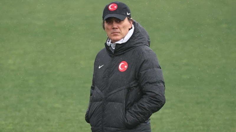A Milli Takımı'mız Macaristan maçı öncesi son antrenmanını gerçekleştirdi