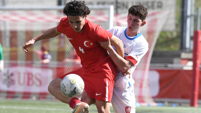 Türkiye U17, İngiltere ile berabere kaldı: 1-1