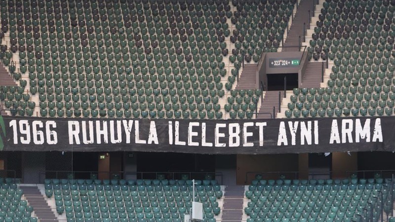 Kocaelispor'un konuşan pankartları! Amatörden geldiler