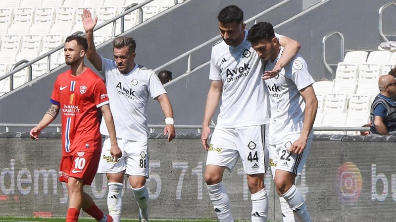 Türkiye'nin en köklü takımlarından Altay 3. Lig'e düştü! Taraftarlar şokta...