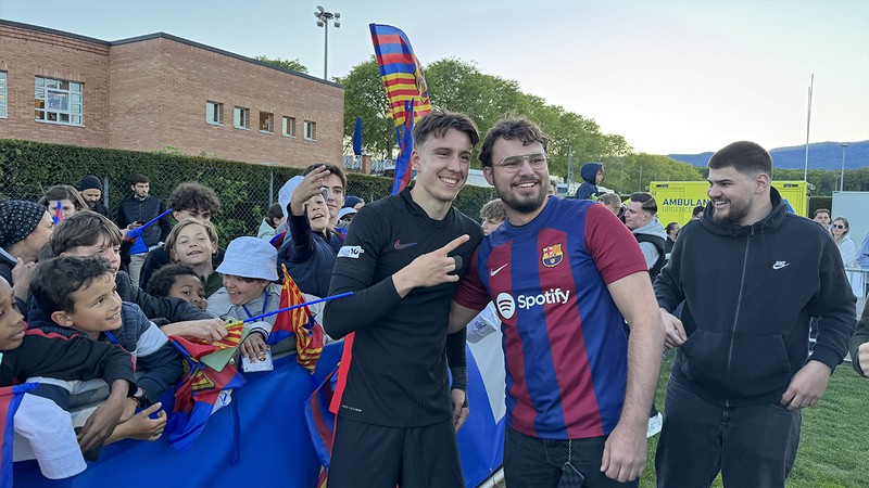 Barcelona'nın 17 yaşındaki yıldızı Türkiye'ye selam gönderdi