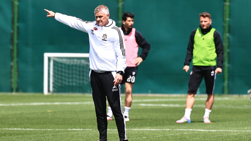 Ole Gunnar Solskjaer Talisca'yı Amir Hadziahmetovic'e kitleyecek