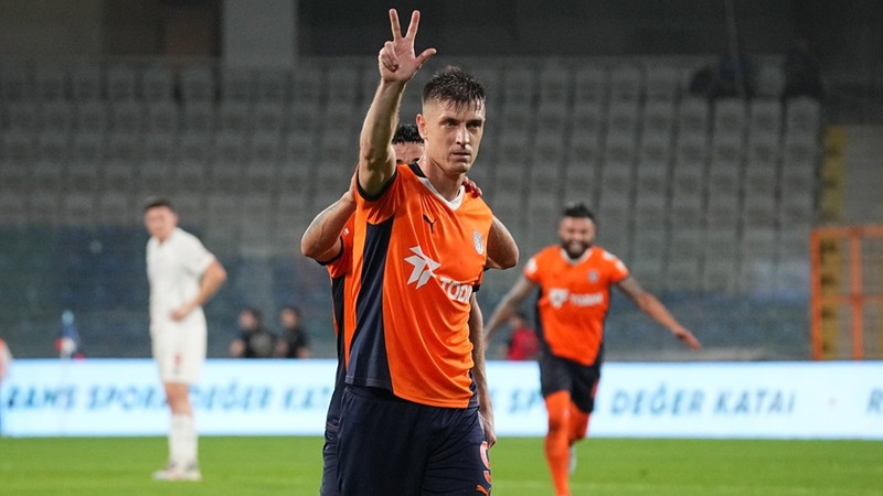 Başakşehir ve Al Sadd, Piatek'in transferi konusunda anlaşma sağladı! İşte kasaya girecek rakam