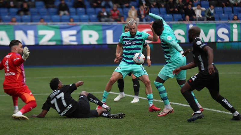 MAÇ ÖZETİ | Rizespor'dan kritik galibiyet: 2-0