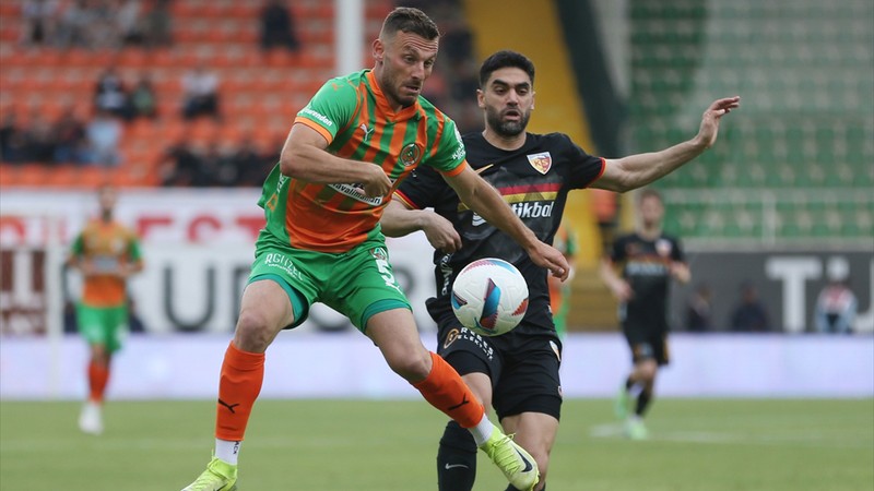 MAÇ ÖZETİ | Tehlike hattında kazanan çıkmadı: 1-1