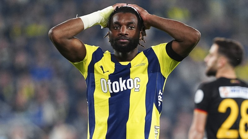 Fenerbahçe şampiyonluğu Kadıköy'de bıraktı