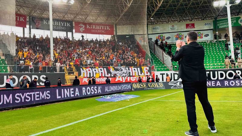 Jakirovic 13 maçta 25 puan topladı