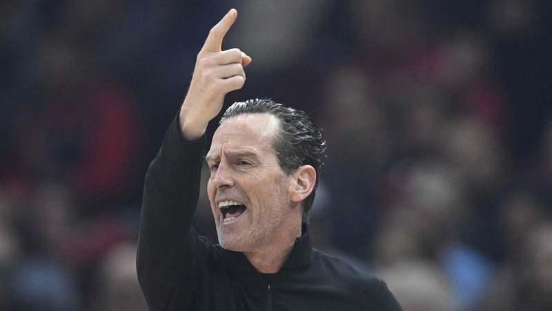 NBA'de sezonun başantrenörü ödülünü Kenny Atkinson kazandı