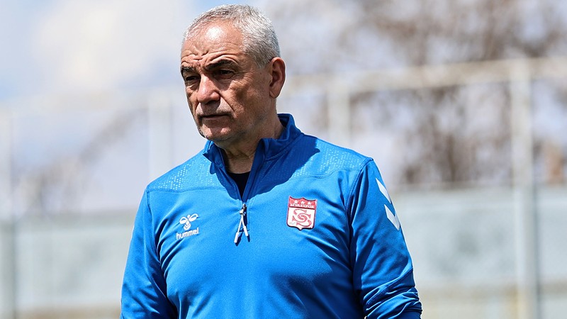 Rıza Çalımbay: Bodrum maçında taraftarımıza büyük iş düşüyor
