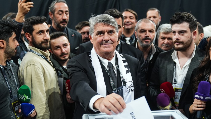 Beşiktaş'ta seçimli genel kurul! Serdal Adalı ile Gürkan Aksoy...