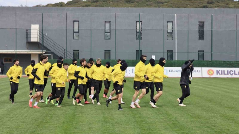 Aliağa FK 6 isimle yolların ayrıldığını açıkladı