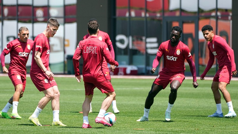 Galatasaray'ın Ziraat Türkiye Kupası finali kamp kadrosu açıklandı