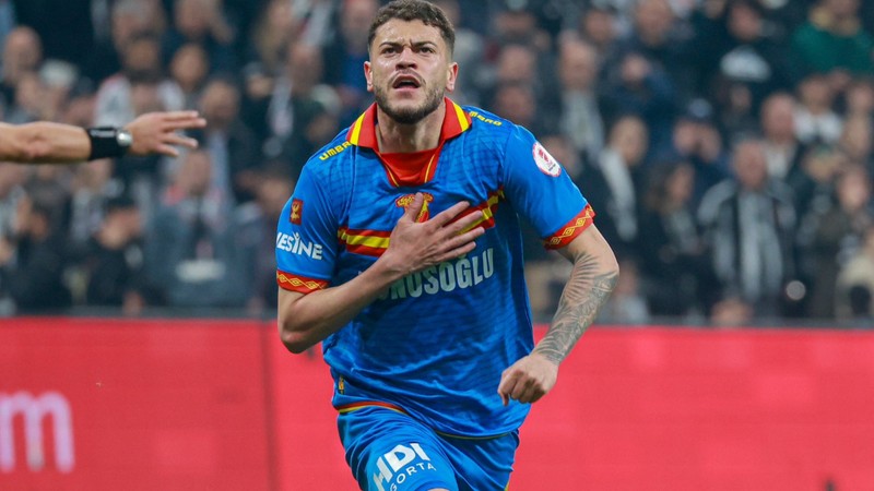Göztepe 12 milyon euroyu reddetti Monaco, Ajax, Roma ve Feyenoord'a 15 milyon euro mesajı verildi