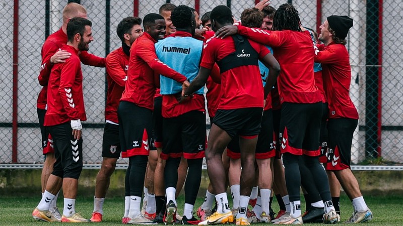 Samsunspor'un Sivasspor maçı hazırlıkları devam etti