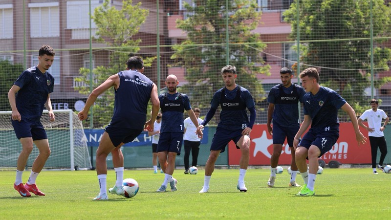 Alanyaspor'un Beşiktaş maçı hazırlıkları tamamlandı