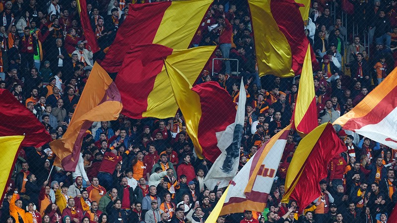 Galatasaray'da şampiyonluk kutlamaları Başakşehir maçından sonra