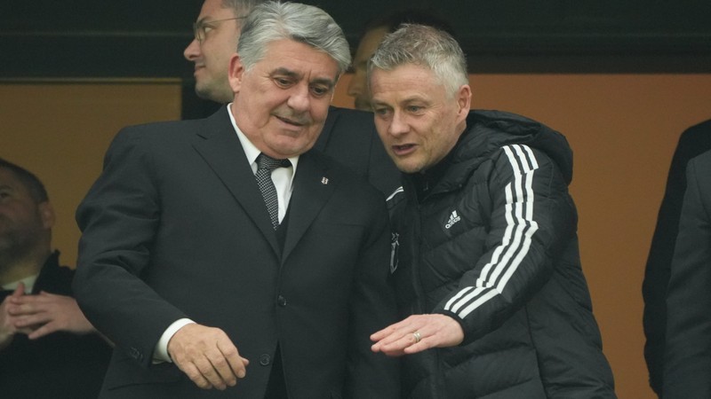 Serdal Adalı ve Ole Gunnar Solskjaer kararını verdi! Gedson ve Rafa hariç hepiniz gidebilirsiniz