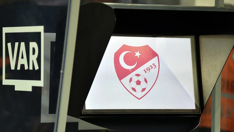 Galatasaray ve Fenerbahçe maçlarına yerli VAR atandı