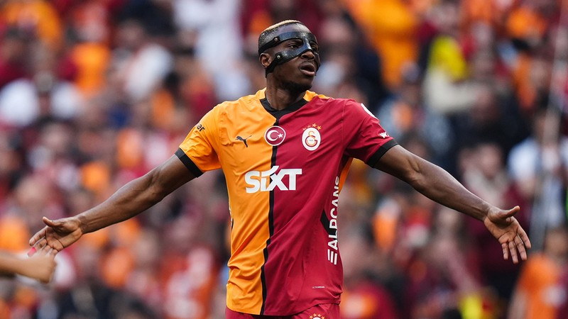 Osimhen'den geleceği için açıklama! Galatasaray'da kalacak mı?