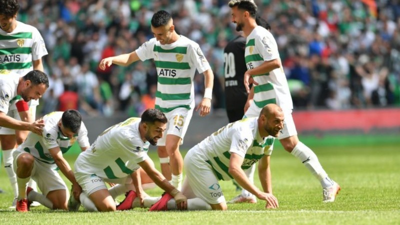 Bursaspor kulüp tarihinin en golcü 3. sezonunu yaşadı