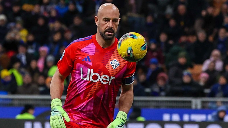 Pepe Reina fuıbolu bıraktı! Teknik direktör olacak