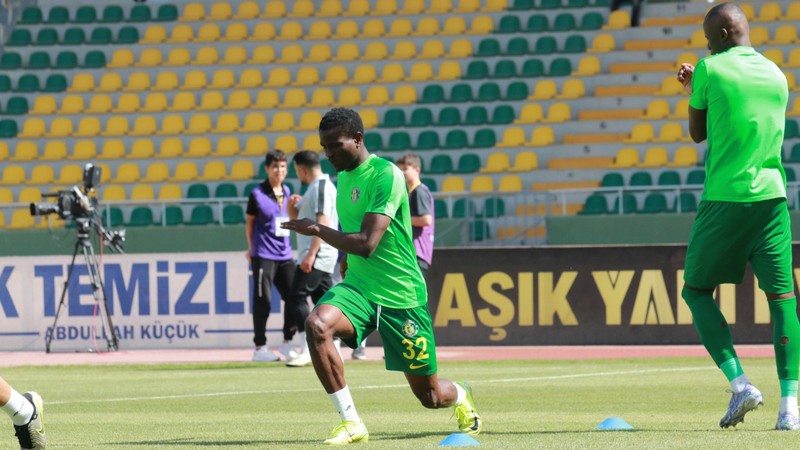 Uchenna Ogundu Fenerbahçe'ye mi? Şanlıurfaspor'dan flaş açıklama