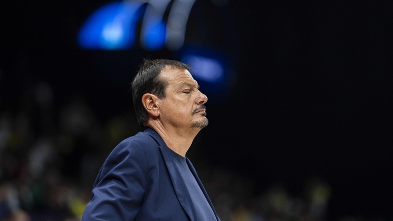 Fenerbahçe sosyal medya hesabından Ergin Ataman'a 'mola' göndermesi