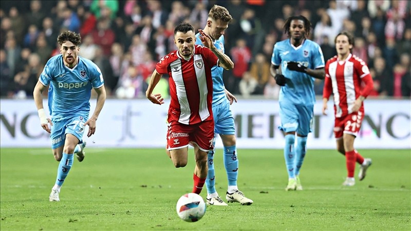 Süper Lig'de Karadeniz derbisi! Trabzonspor ile Samsunspor 54. randevuda