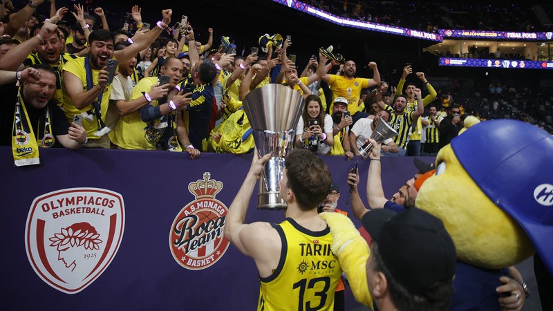 Fenerbahçe Beko, şampiyonluğu yarın Göztepe Parkı'nda kutlayacak