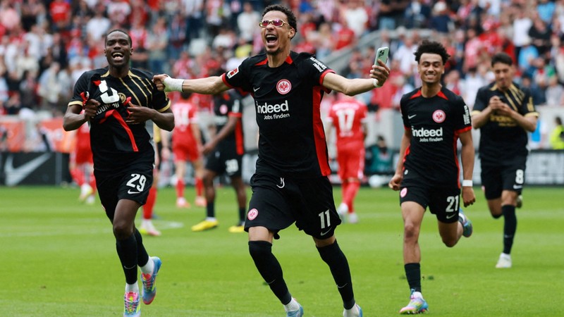 Bundesliga'dan Premier Lig'e 100 milyon euroluk transfer