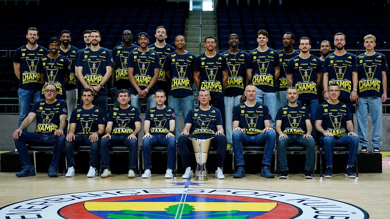 Sarunas Jasikevicius'tan Fenerbahçe taraftarına övgü!