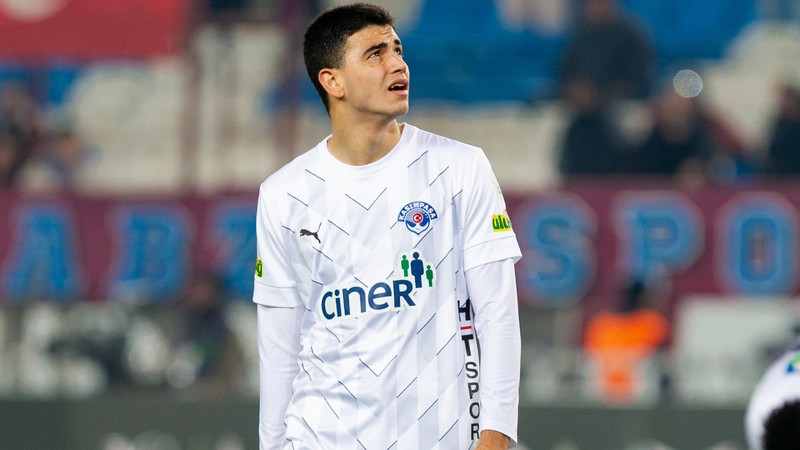 Kasımpaşa paylaştı! Yasin Özcan Aston Villa'da