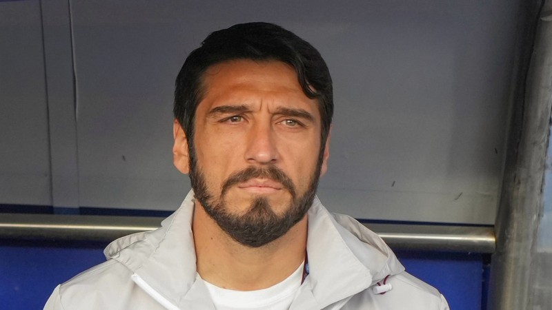 Gökhan Gönül gitti, Egemen Korkmaz geldi