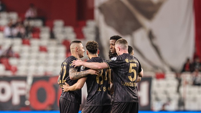 Süper Lig, ZTK, UEFA Avrupa Ligi, Konferans Ligi... Trabzonspor kabus gibi sezonu bitirdi