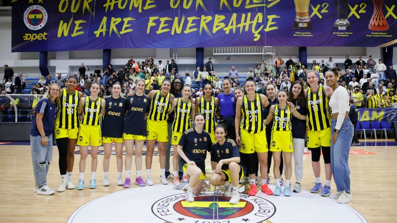 Fenerbahçe 4 oyuncuya veda etti: Teşekkür ederiz